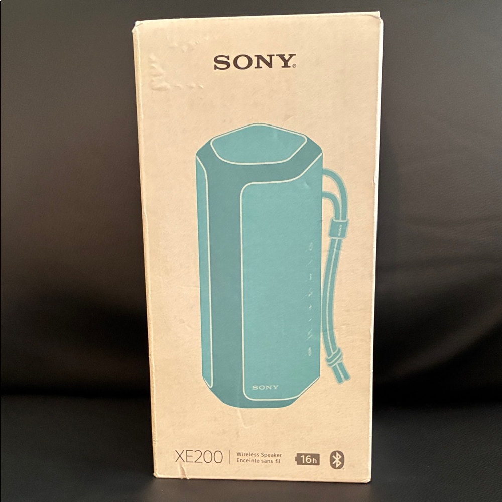 Sony XE200 Portable Speaker in Teal